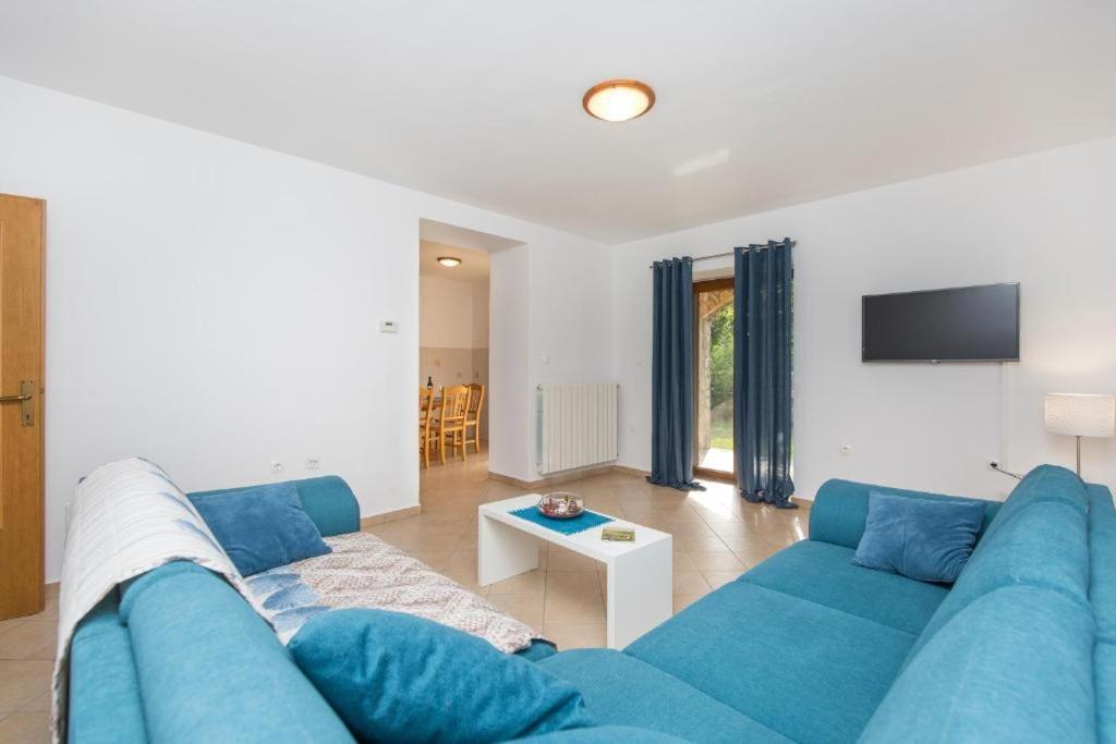 Apartments "Alen" Nedeščina Exteriér fotografie